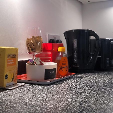 As Apartment Holiday Лондон Экстерьер фото